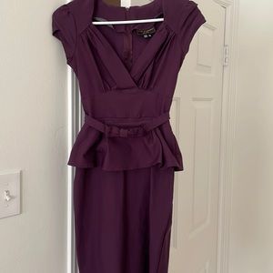 Fitted (with a cute ruffle at waist) New Orleans novelty dress, purple, bow